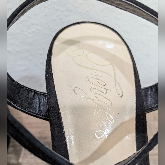Fergie strappy heals size 9.5 - Picture 6 of 10
